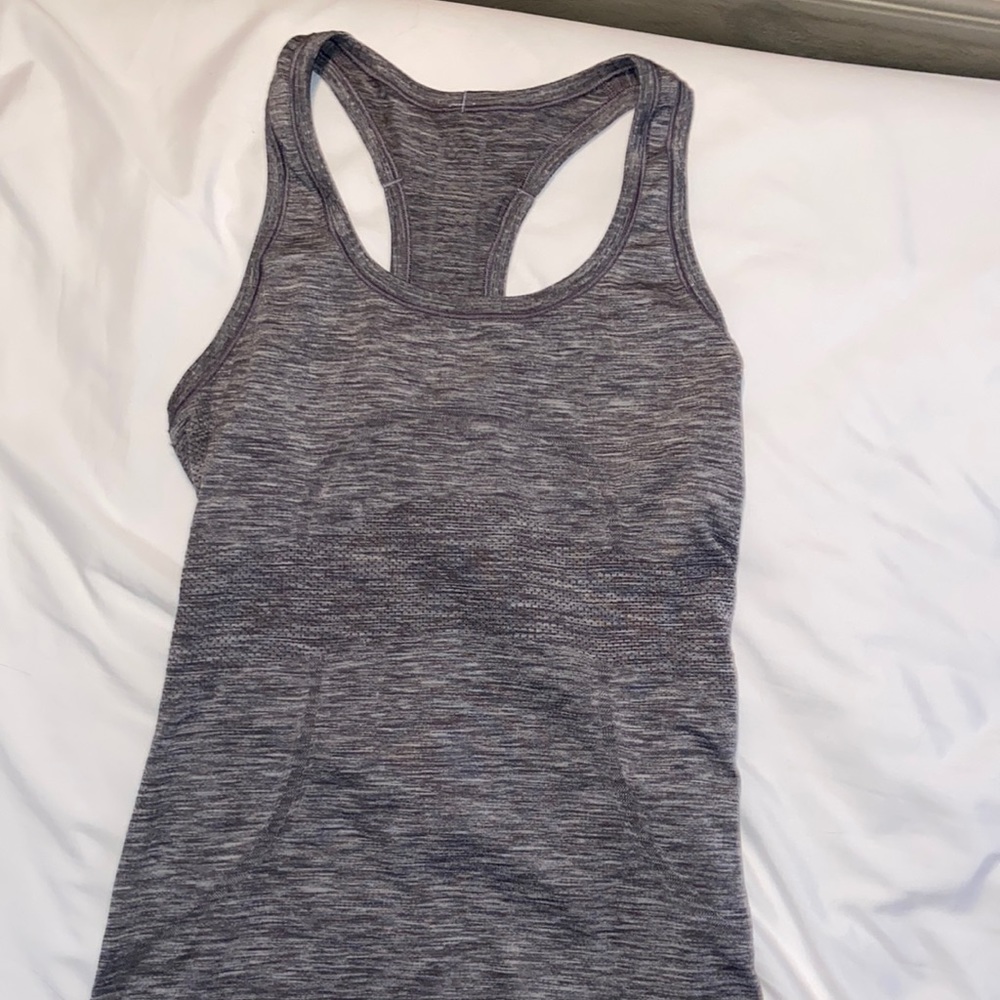 Lululemon Swiftly Tech Tank Top 2.0! Color: Gray! Size 6